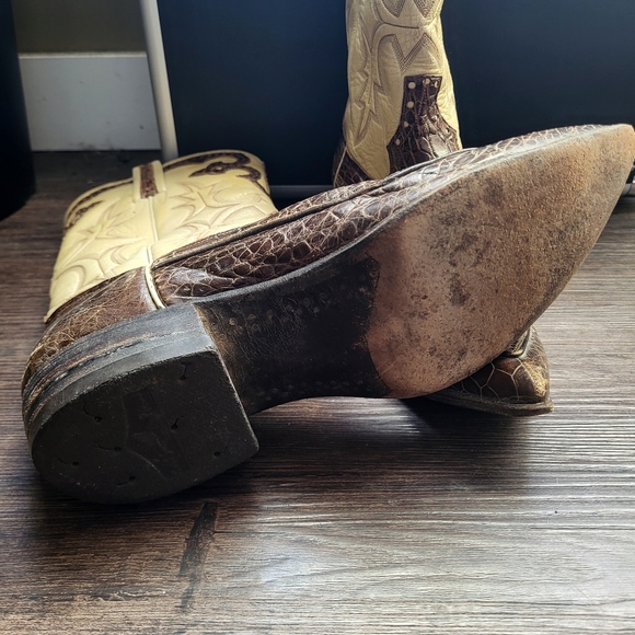 Vintage Leather Cowgirl Boots - Picture 5 of 7